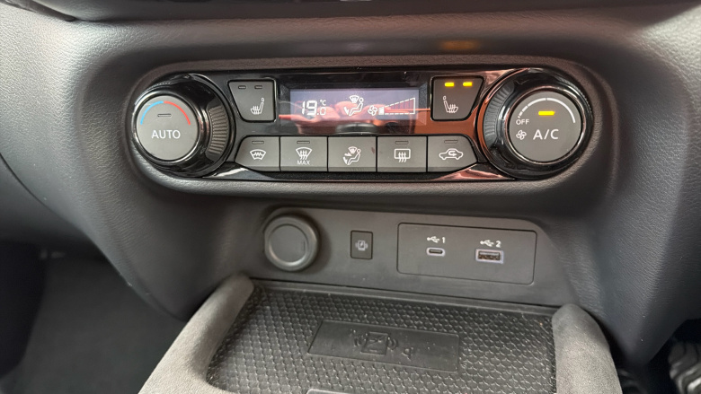 Nissan Juke 1.0 DiG-T Tekna+ 5dr Petrol Hatchback